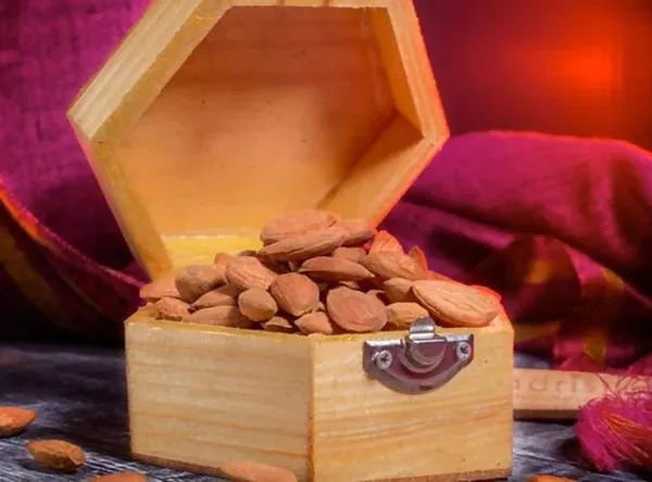 Adrish Organic Almonds (Mamra) - 100 gm