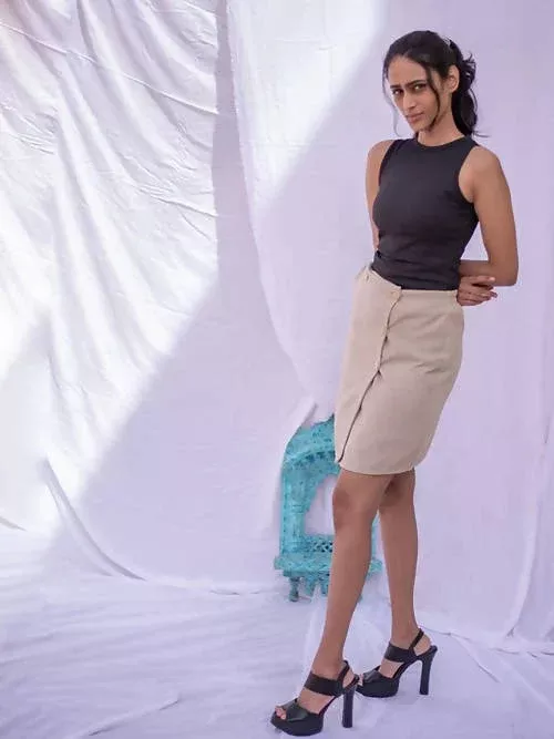 Diva Globe Beige Women Overlap skirt - S