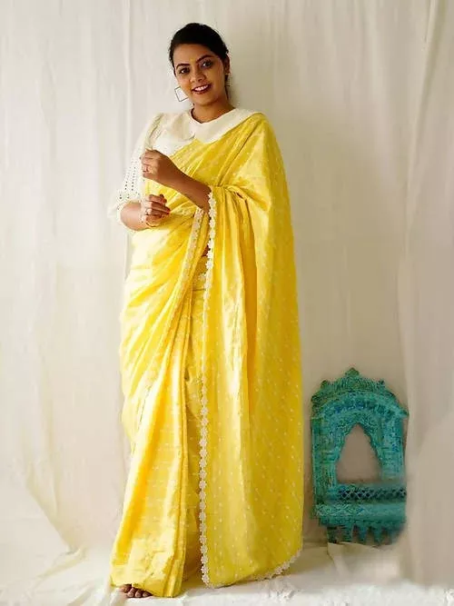 Diva Globe Customised Yellow Linen Saree With Flowers - Standard