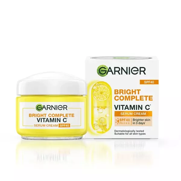 Garnier Bright Complete Vitamin C SPF40/PA+++ Serum Cream - 45 gm