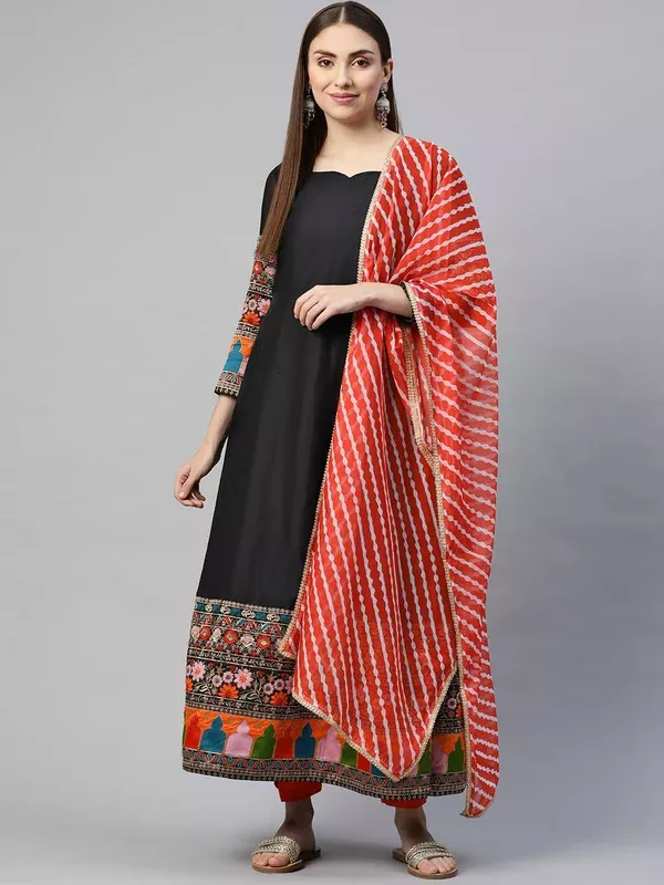 Myshka Multicolor Solid 3/4 Sleeve Sweetheart Neck Anarkali Gown With Dupatta - S