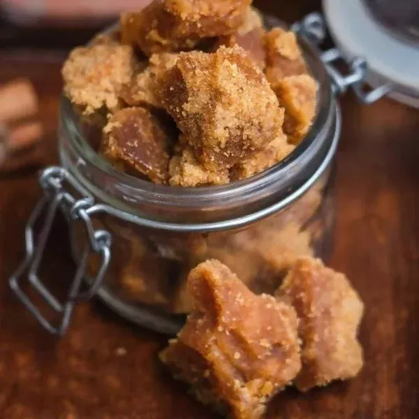 Sudhanya Jaggery (Bellam) - 900 gm